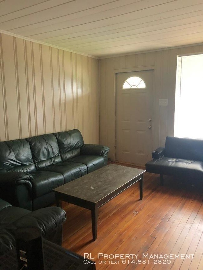 Building Photo - 4 bedroom in Columbus OH 43201