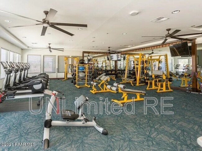 Building Photo - 6041 Livingston Loop