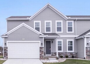 Building Photo - March Availability in Tiburon!