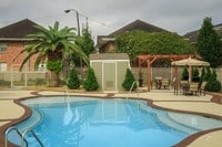 Building Photo - Lakewood