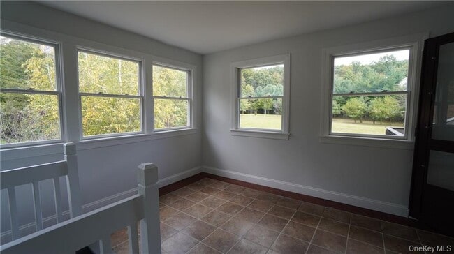 Building Photo - 118 Booth Rd