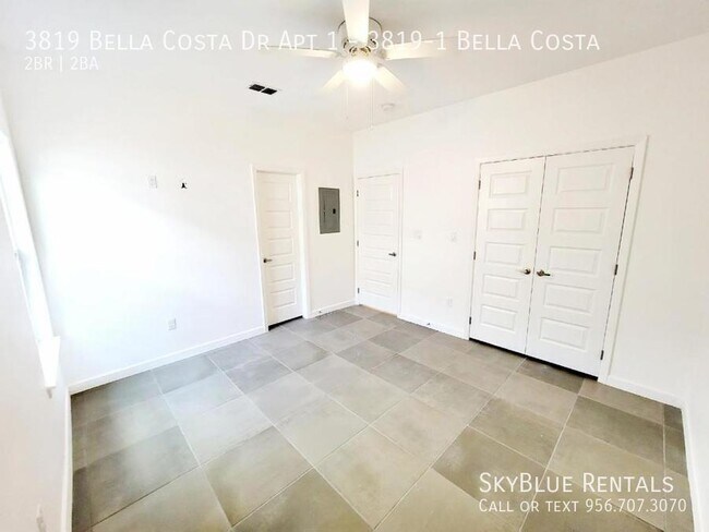 Building Photo - 3819 Bella Costa Dr