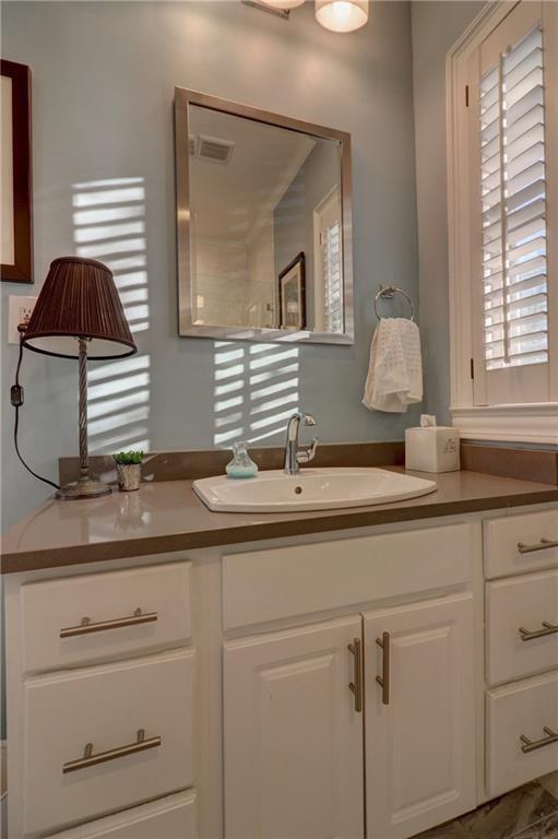 Building Photo - 2222 Peachtree Rd NW