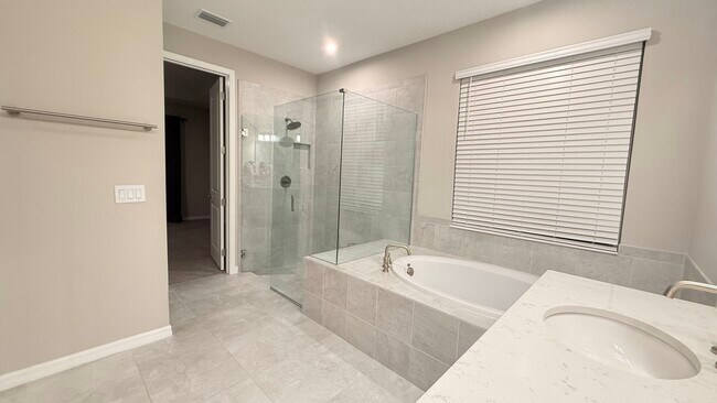 Building Photo - 5911 Fieldmoor Ct