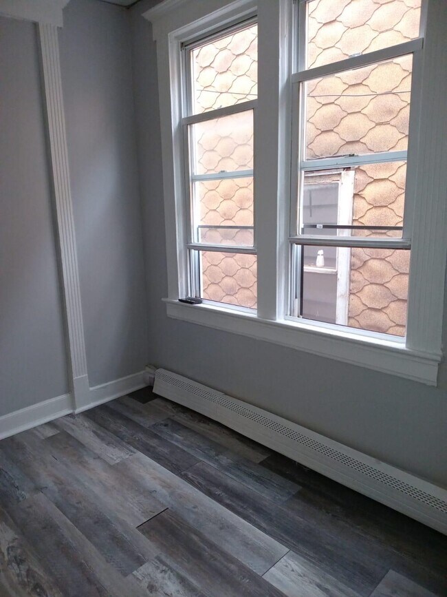 Building Photo - 105 Wilkinson Ave