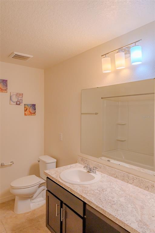 Building Photo - 275 Lake Lucerne Way