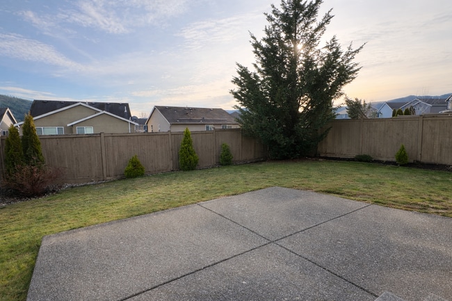 Building Photo - 34202 SE Ash St