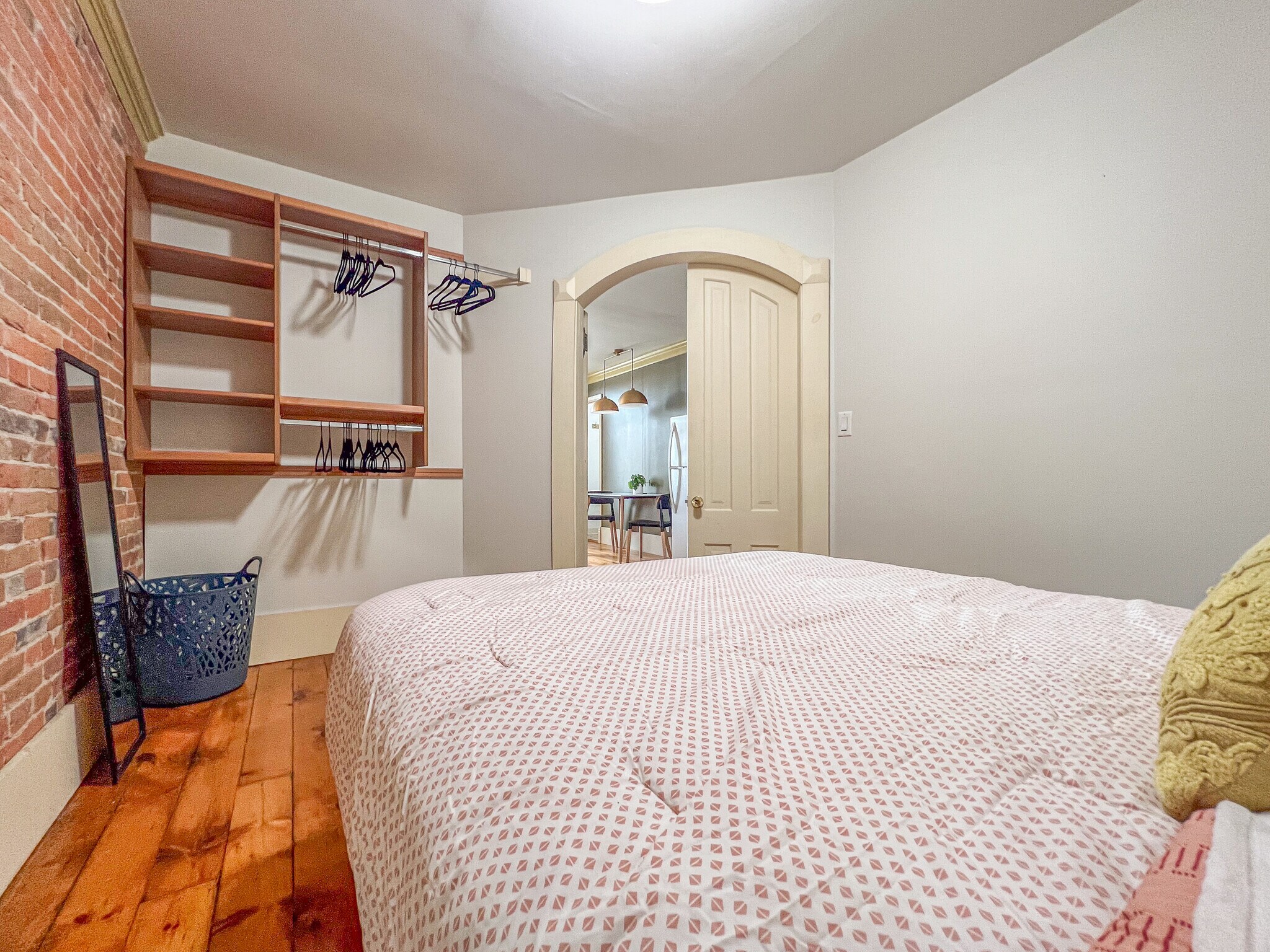 Building Photo - 1175 Iowa St