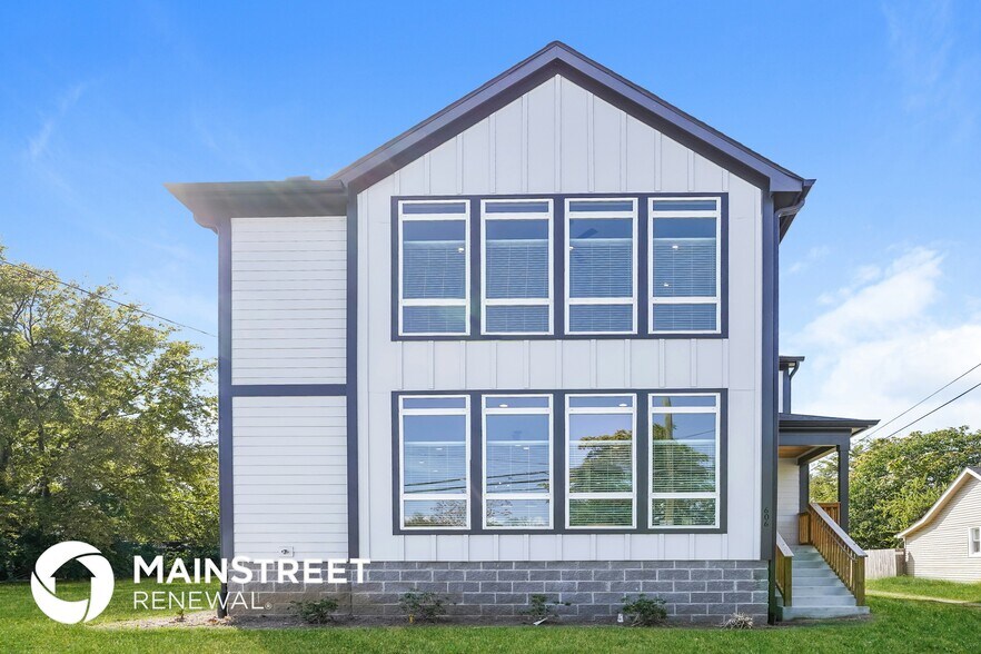 Primary Photo - 606 26th Ave N