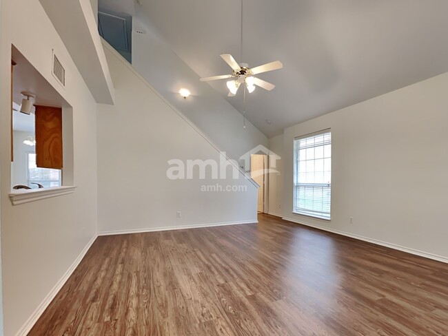 Building Photo - 1481 Apenzell Ln