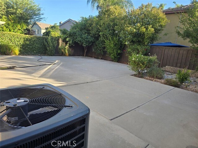 Building Photo - 27513 Stanford Dr