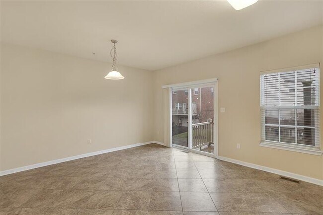 Building Photo - 620 Fairgate Drive