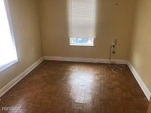 Building Photo - 3 br, 1 bath House - 3648 Beechwood Drive