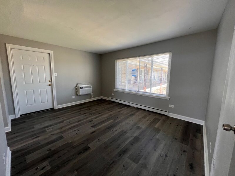 Building Photo - 2109-2123 W 119th St