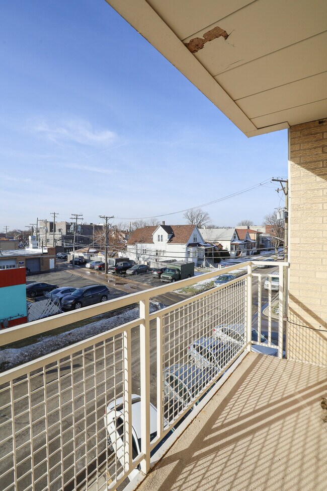 7520 W Grand Ave 7520 W Grand Ave Chicago IL 60707 Apartment Finder