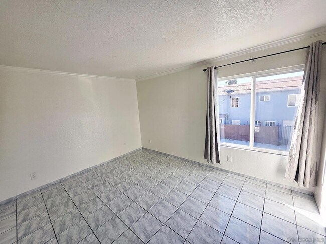 Building Photo - 4056 Van Dyke Ave