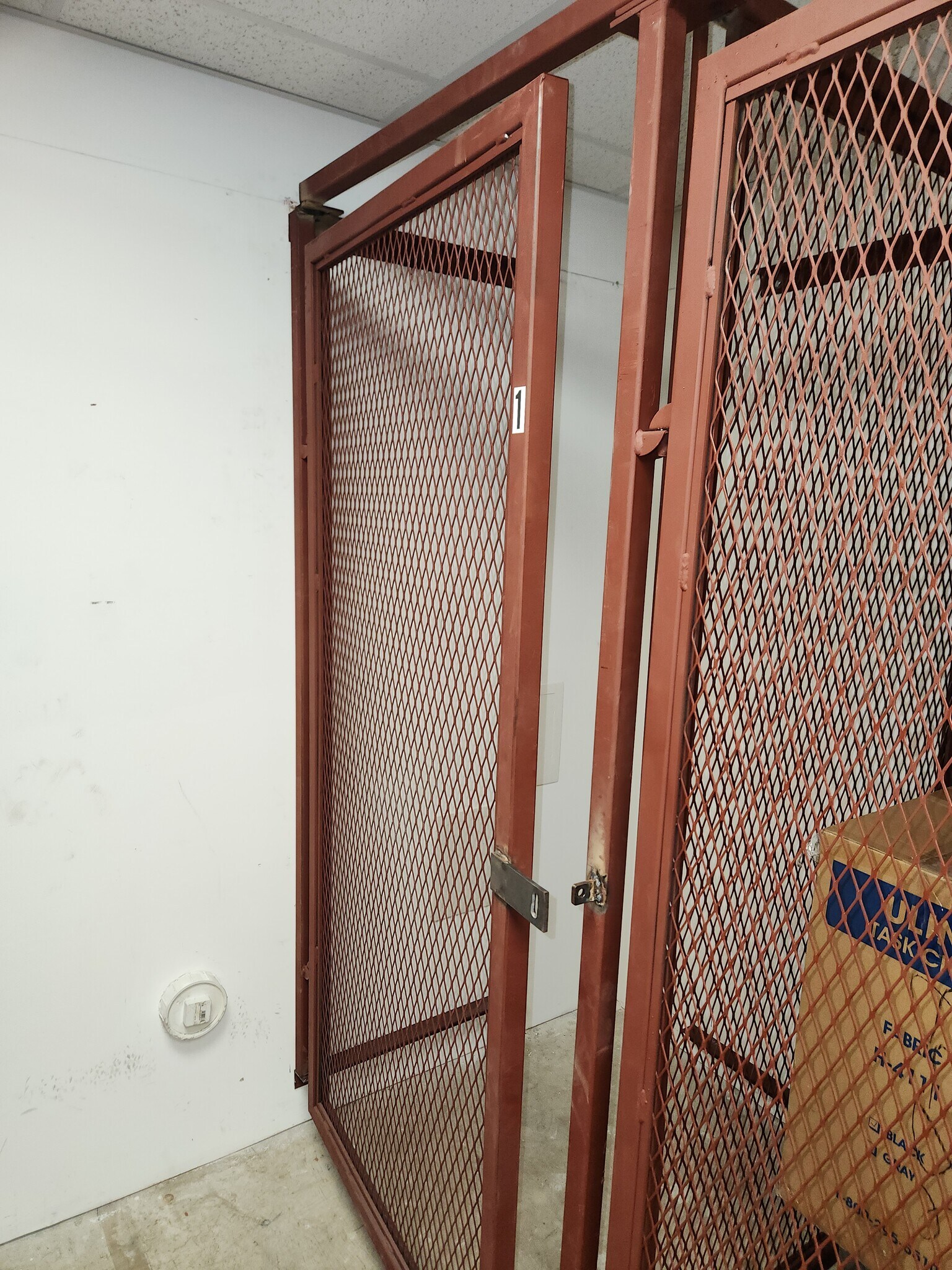 Storage Locker - 8808 45th Pl