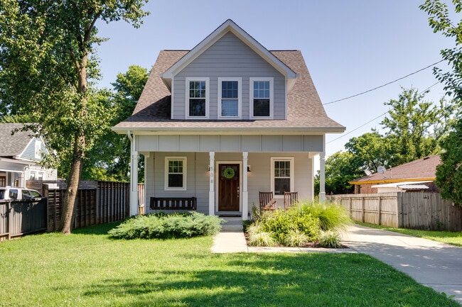 Building Photo - 508 Morton Ave