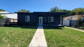 Building Photo - 238 NW 45th St