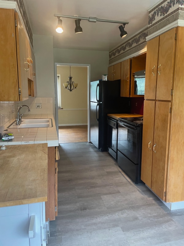 Building Photo - 1514 S Locust St