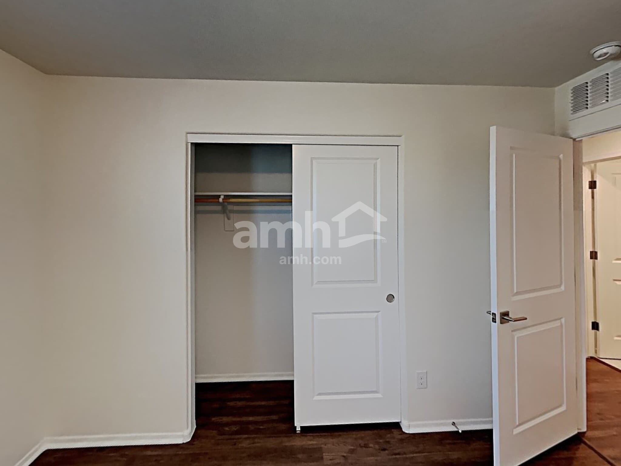 Building Photo - 6869 E Via Arroyo Largo