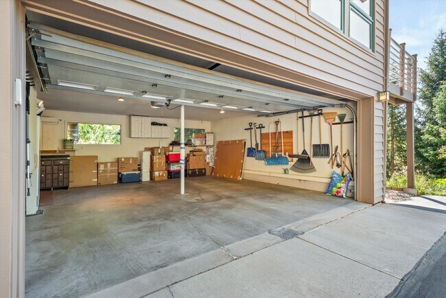 Building Photo - 15 Terrace Dr