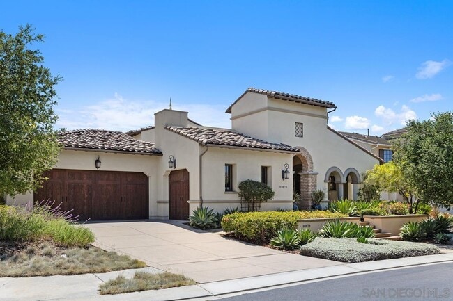 Building Photo - 10879 Equestrian Ridge Ct