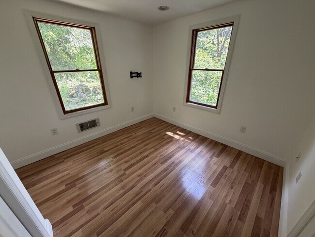 Building Photo - Price drop!  4 bedroom home now Available for Rent in Peters!