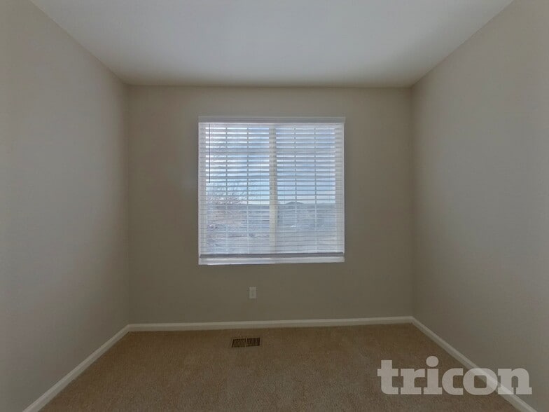 Building Photo - 19941 Montview Dr