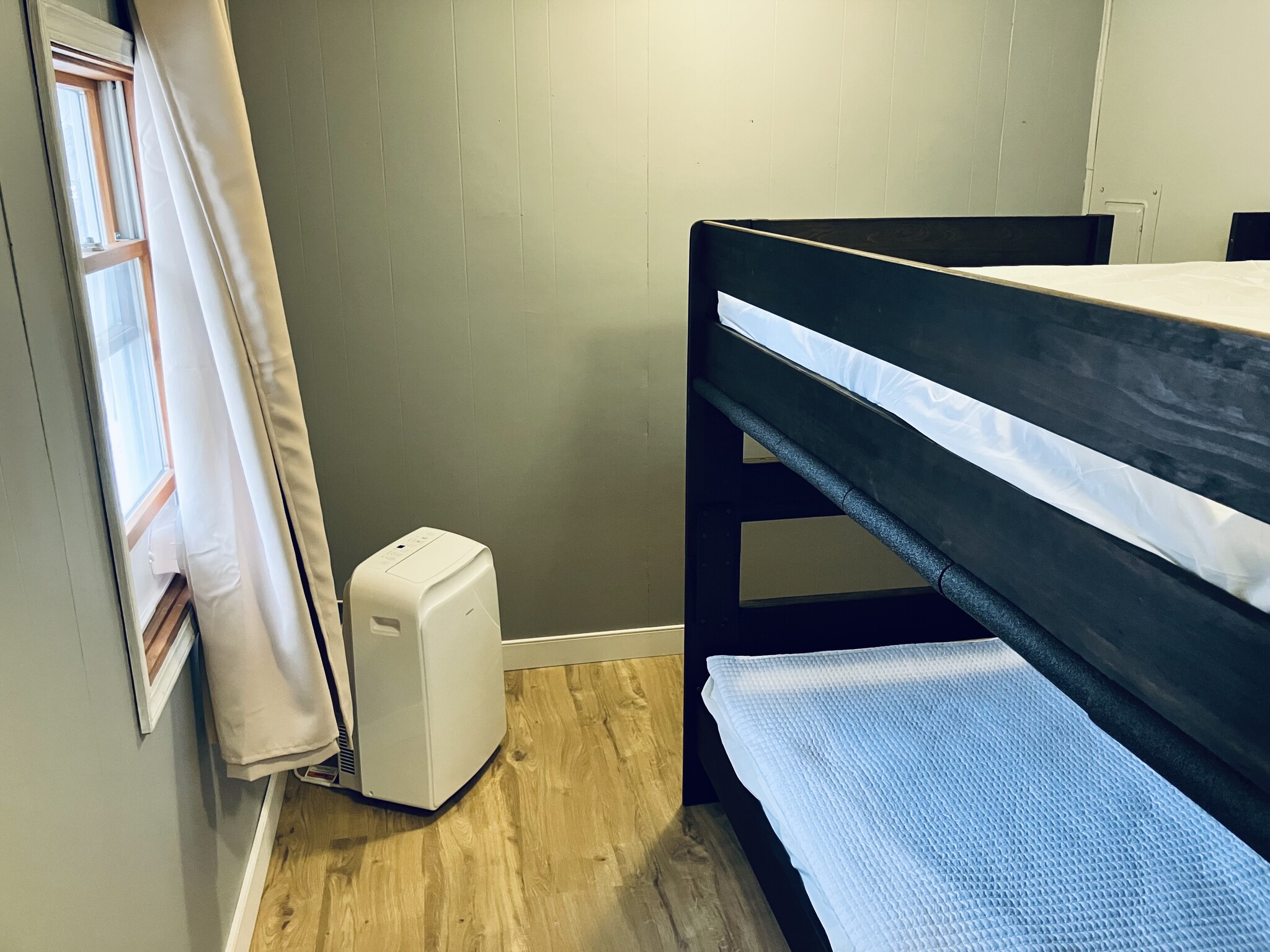 Building Photo - 99 N Broadway