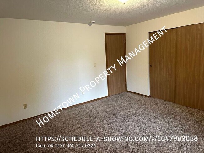 Building Photo - 8526 Oxford Ave SE