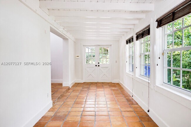 Building Photo - 4134 Ventura Ave