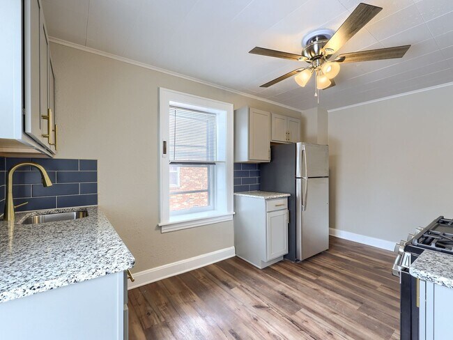 Building Photo - 3200 Green St