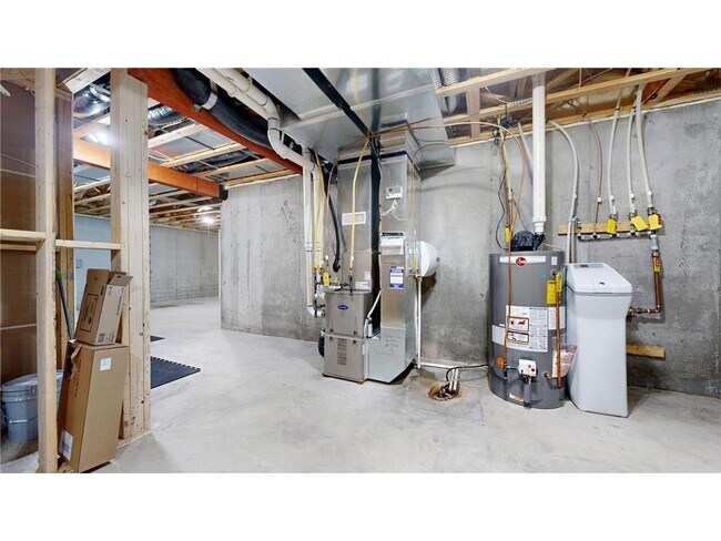 Building Photo - 5585 Orchard Cove