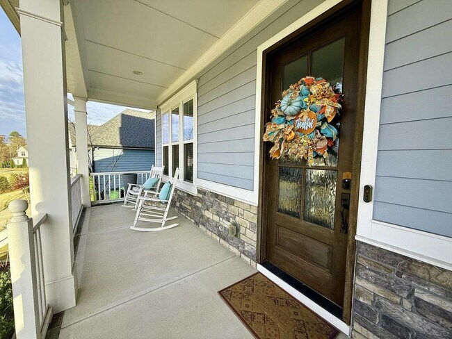 Building Photo - 1316 Spicer Ln