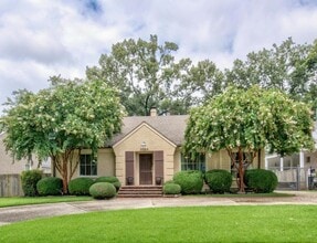 Building Photo - 3786 Rosedale Dr
