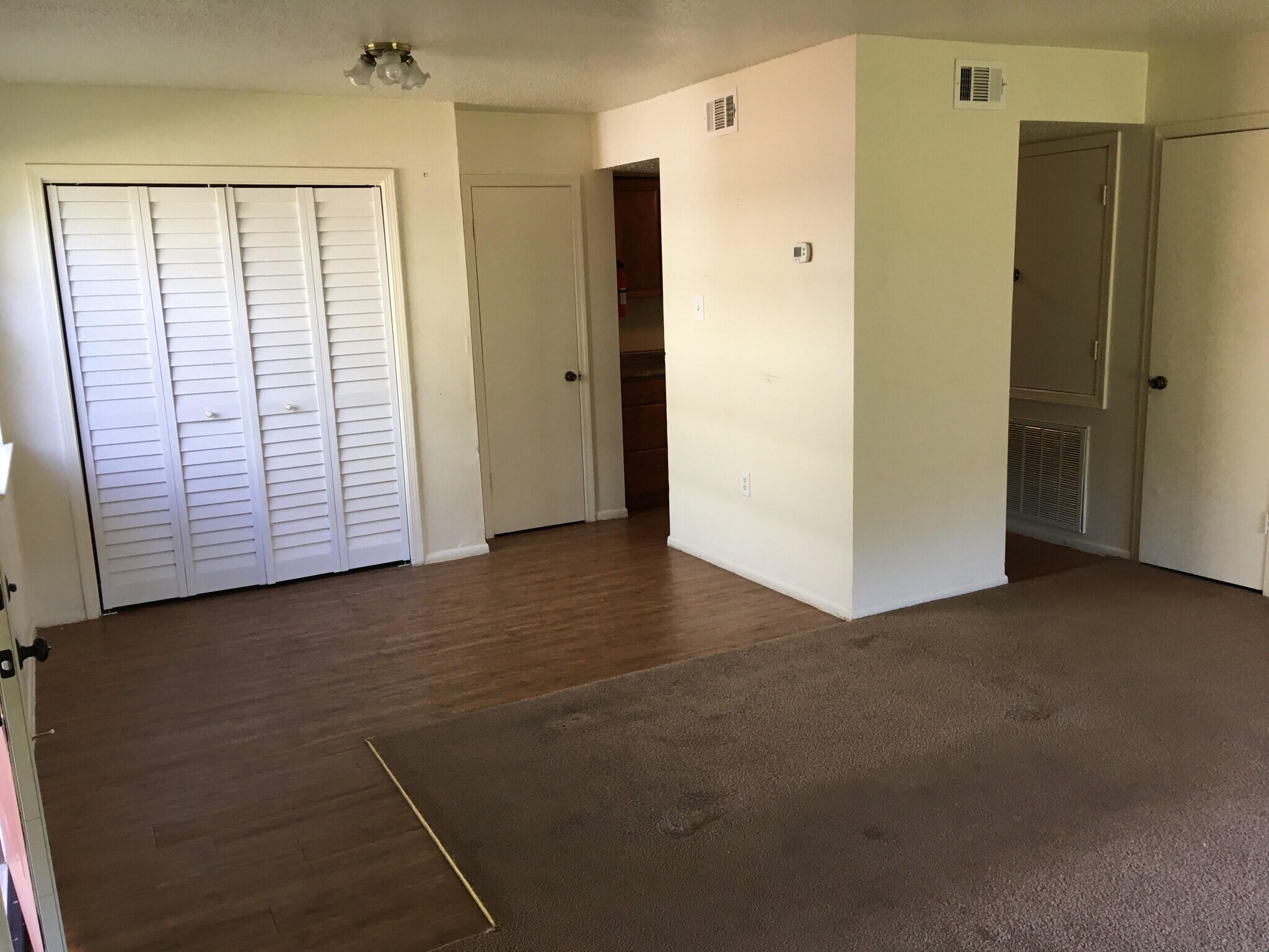 Building Photo - 5004 Mt Rushmore Dr