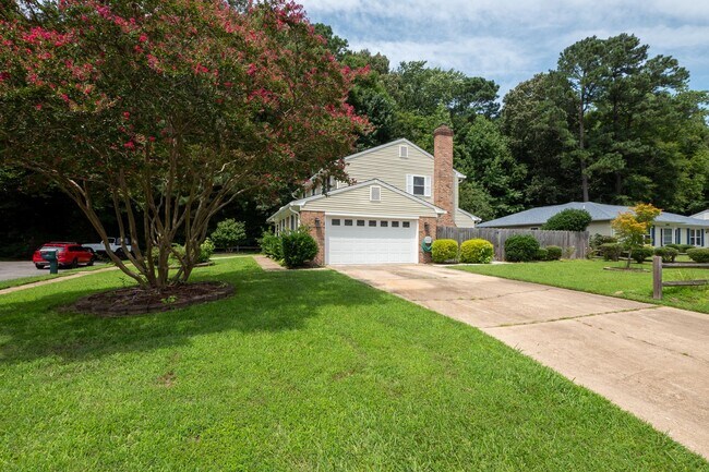 Building Photo - 1768 Olympic Dr