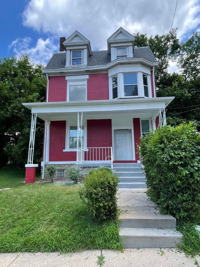 Building Photo - 8017 Susquehanna St