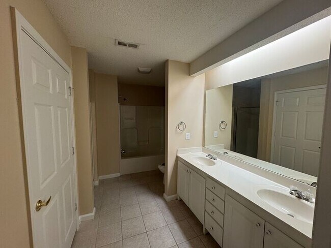 Building Photo - Avera - Breckenridge
