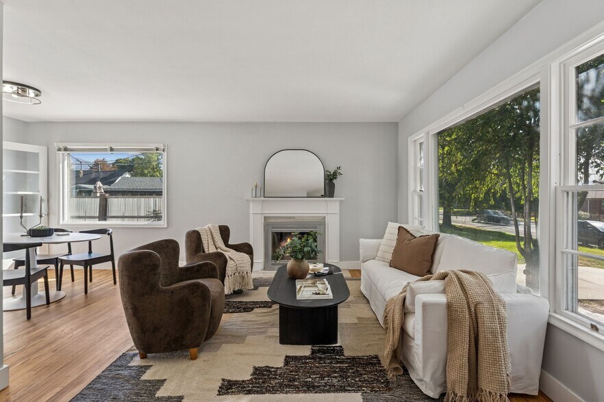 Building Photo - 2937 S 900 E