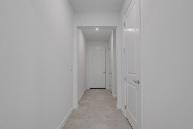 Building Photo - 2880 SE Federal Hwy