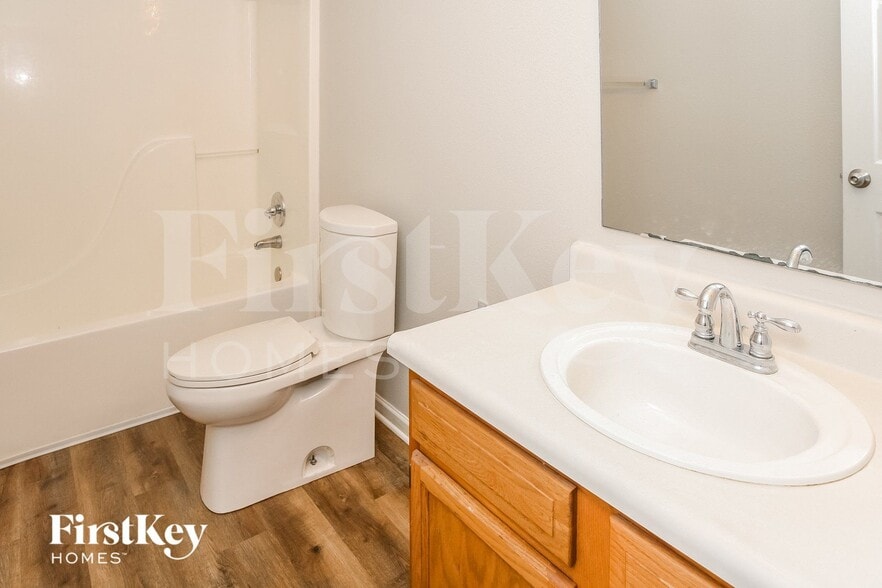 Building Photo - 1902 Cold Spring Dr