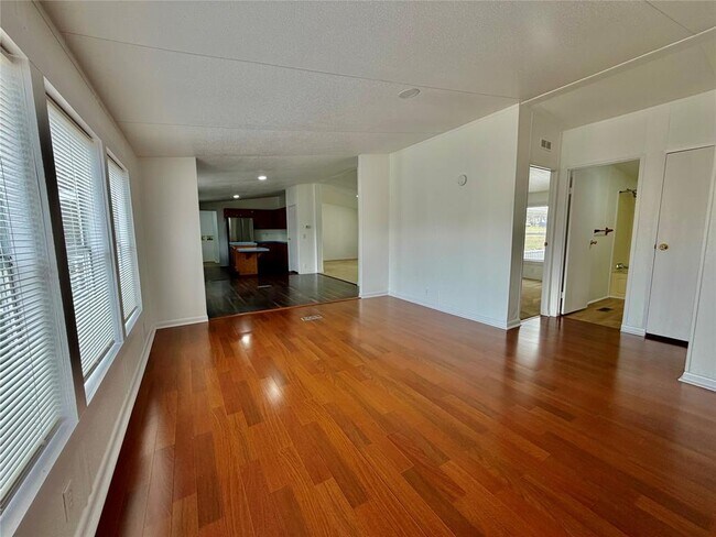 Building Photo - 831 Rolling Block Dr