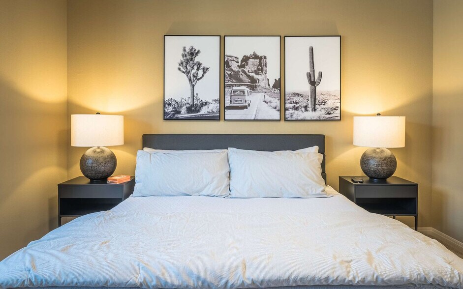 Building Photo - 1115 Kinney Ave