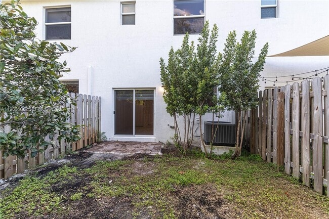 Building Photo - 12307 NW 23rd Ct