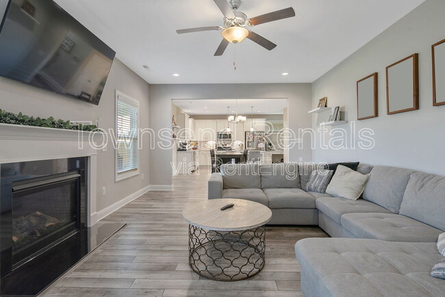 Building Photo - 1408 Friar Rock Cir