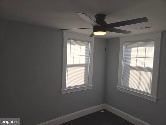 Building Photo - 2911 Markley Ave