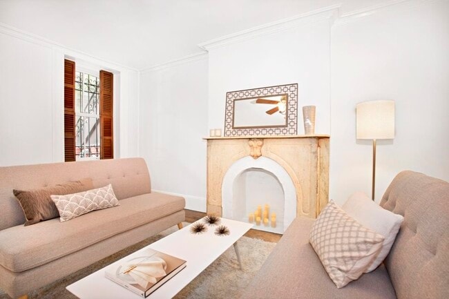 Building Photo - 100 Mercer St