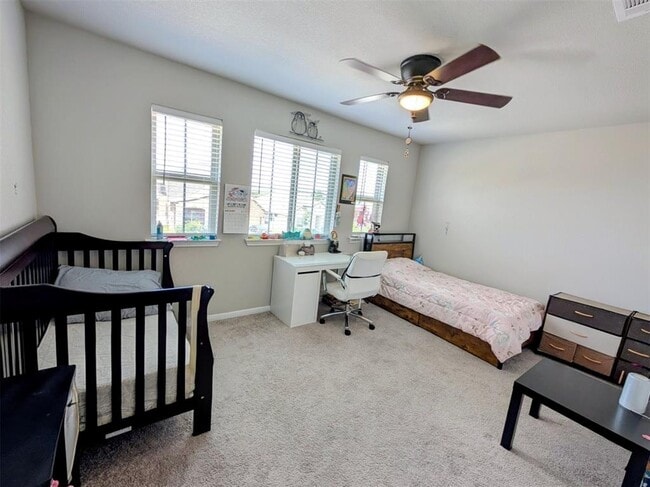 Building Photo - 517 Arrowhead Vine St
